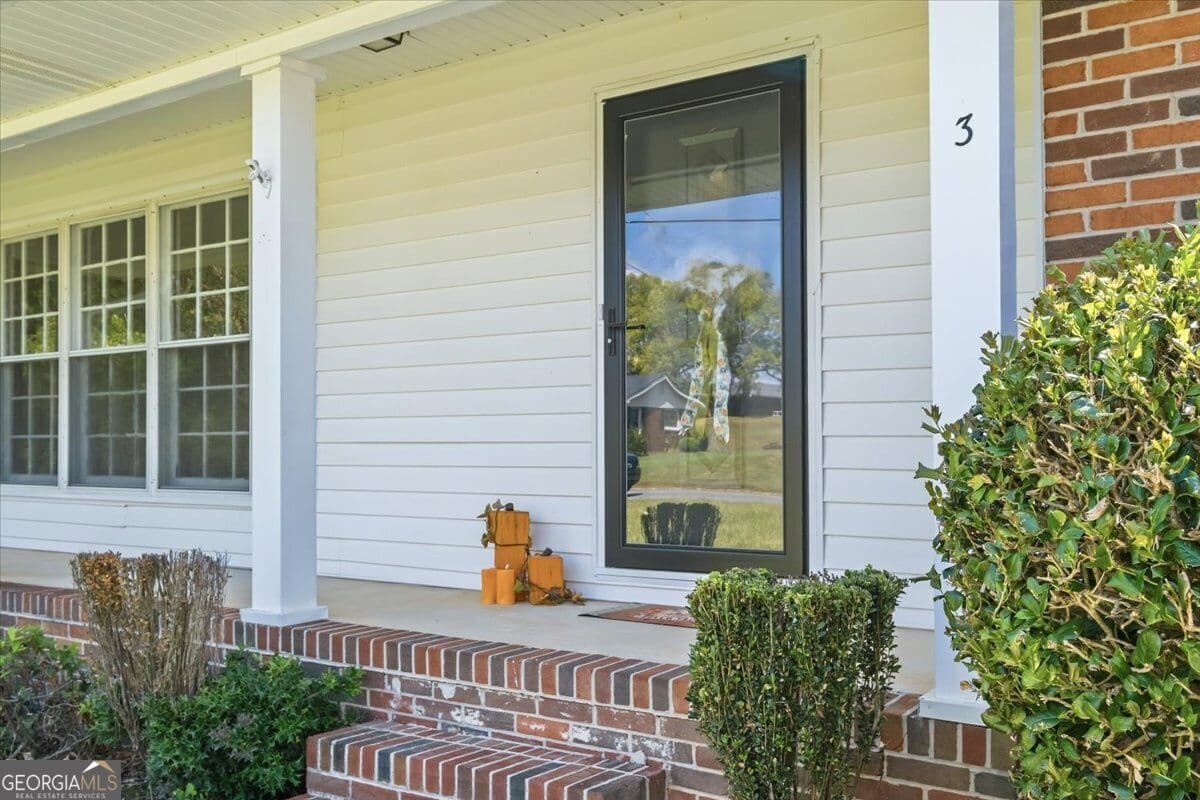 3 bedroom, 2.5 bathroom, 1,392 sq ft single family residence for sale at 3 Cameo Drive, Rome, GA 30165 — photo 5