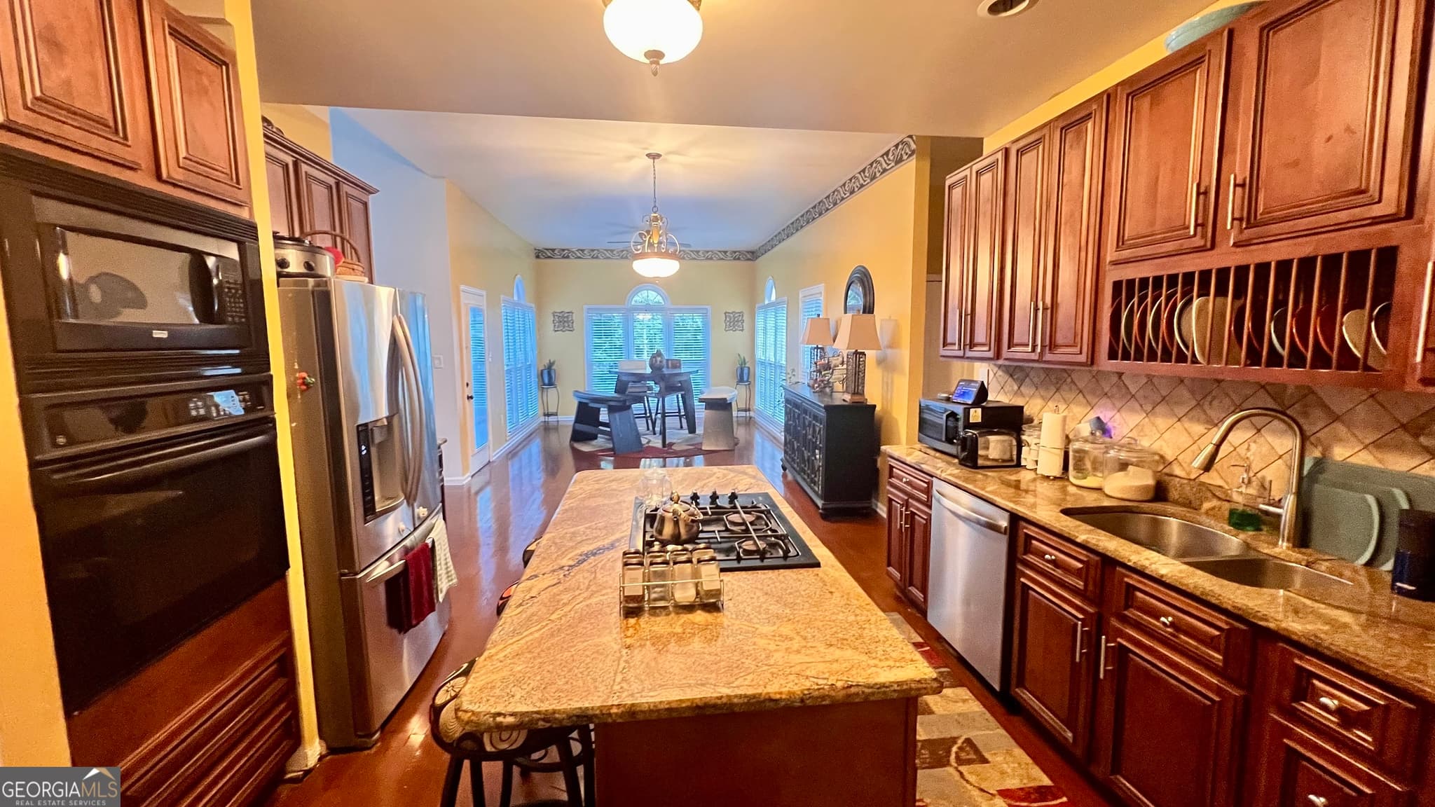 6 bedroom, 3.5 bathroom, 4,349 sq ft single family residence for sale at 1110 N 2nd Street, Griffin, GA 30223 — photo 8