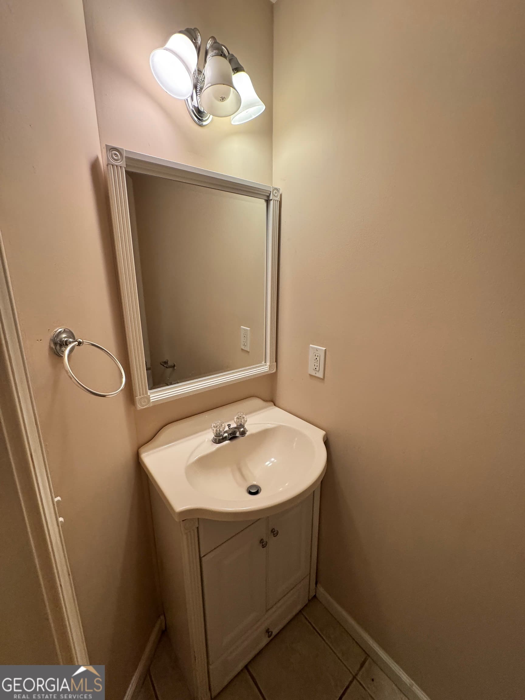 3 bedroom, 2.5 bathroom, 1,292 sq ft townhouse for rent at 95A Mechanic Street, Dahlonega, GA 30533 for $1,700 a month — photo 4