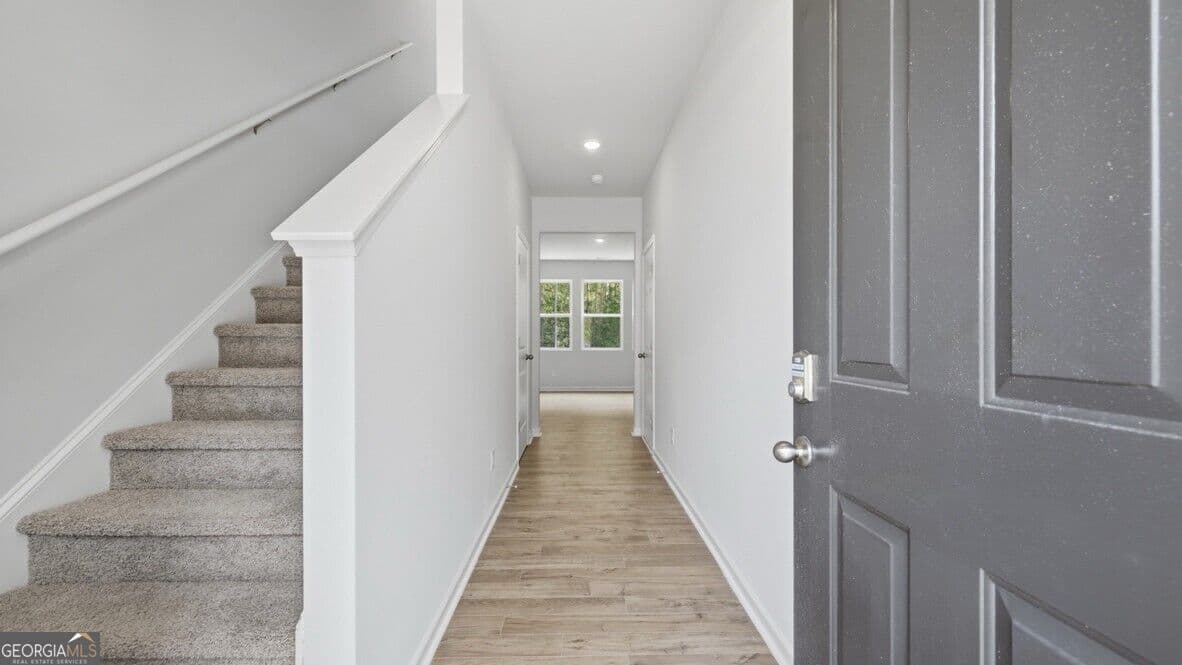 3 bedroom, 2.5 bathroom, 1,749 sq ft single family residence for sale at 8166 Coldstream Drive, Fairburn, GA 30213 — photo 2