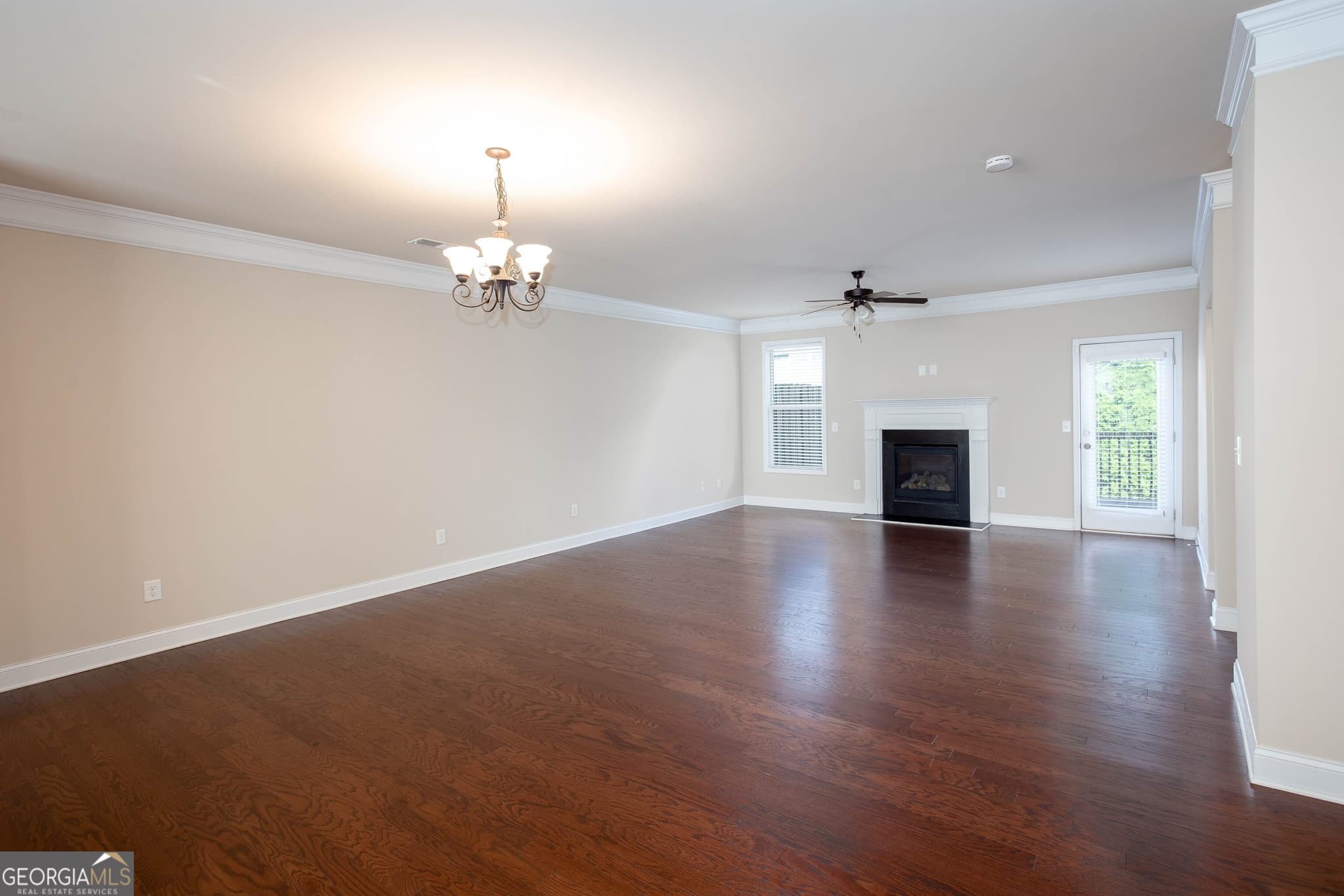 4 bedroom, 3.5 bathroom, 2,400 sq ft townhouse for sale at 3886 High Dove Way, Smyrna, GA 30082 — photo 10