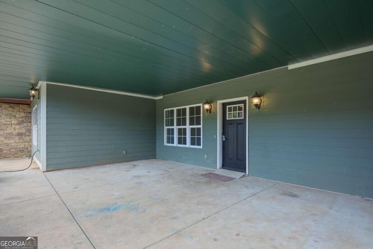 3 bedroom, 2 bathroom single family residence for rent at 8365 Wallace Wood Road, Gainesville, GA 30506 for $2,250 a month — photo 6