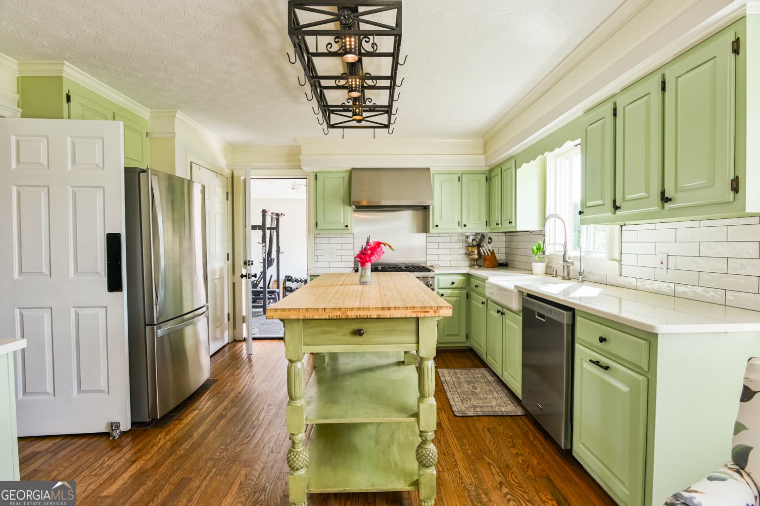 4 bedroom, 3.5 bathroom, 2,971 sq ft single family residence for sale at 1520 Colonial Drive, Good Hope, GA 30641 — photo 5