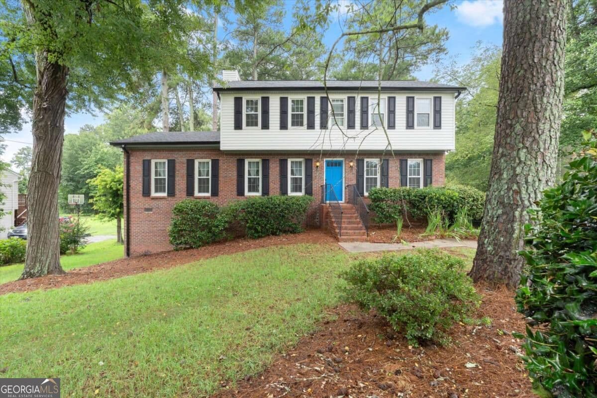 5 bedroom, 2.5 bathroom single family residence for rent at 3220 Casteel Road, Marietta, GA 30062 for $3,400 a month — photo 1 of 48