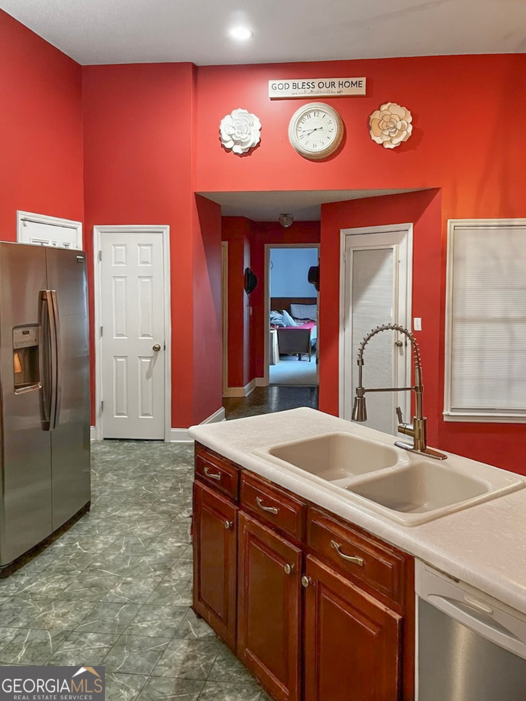 3 bedroom, 2.5 bathroom, 2,477 sq ft single family residence under contract at 37 Oak Drive, Hawkinsville, GA 31036 — photo 7