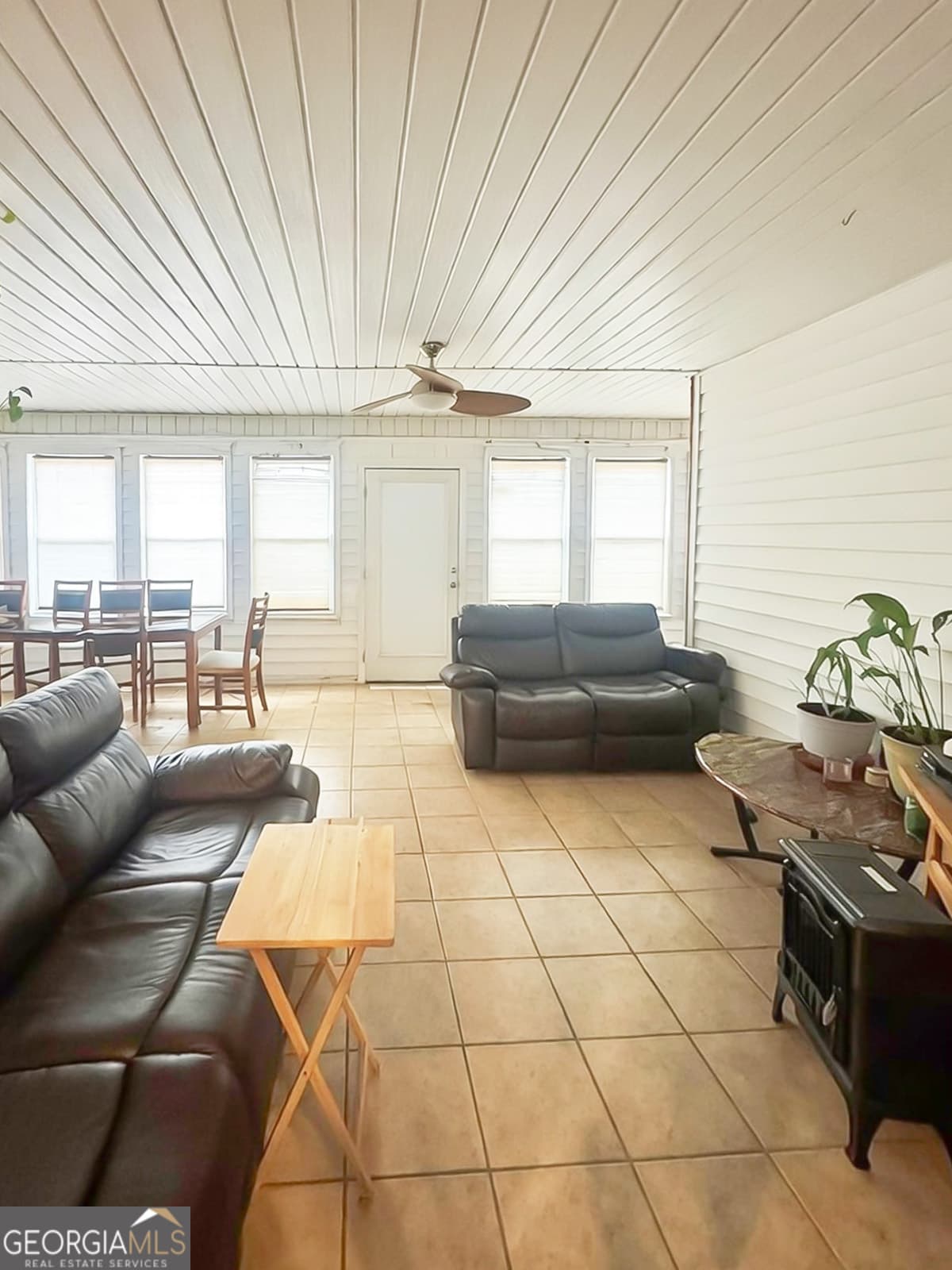 3 bedroom, 2.5 bathroom, 2,477 sq ft single family residence under contract at 37 Oak Drive, Hawkinsville, GA 31036 — photo 10