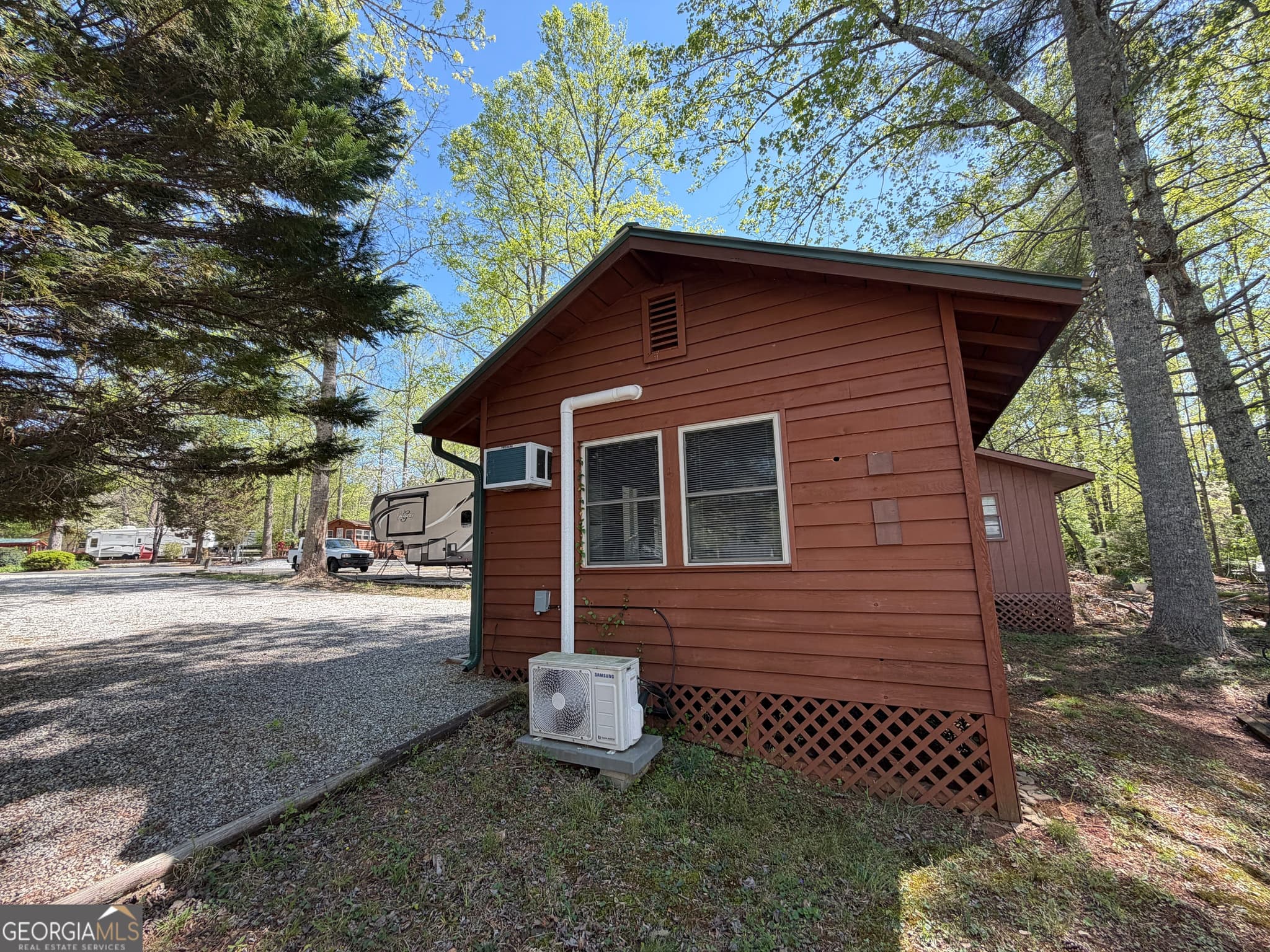 1 bedroom, 1 bathroom cabin,single family residence for sale at 111 Maple Wood Lane, Cleveland, GA 30528 — photo 7