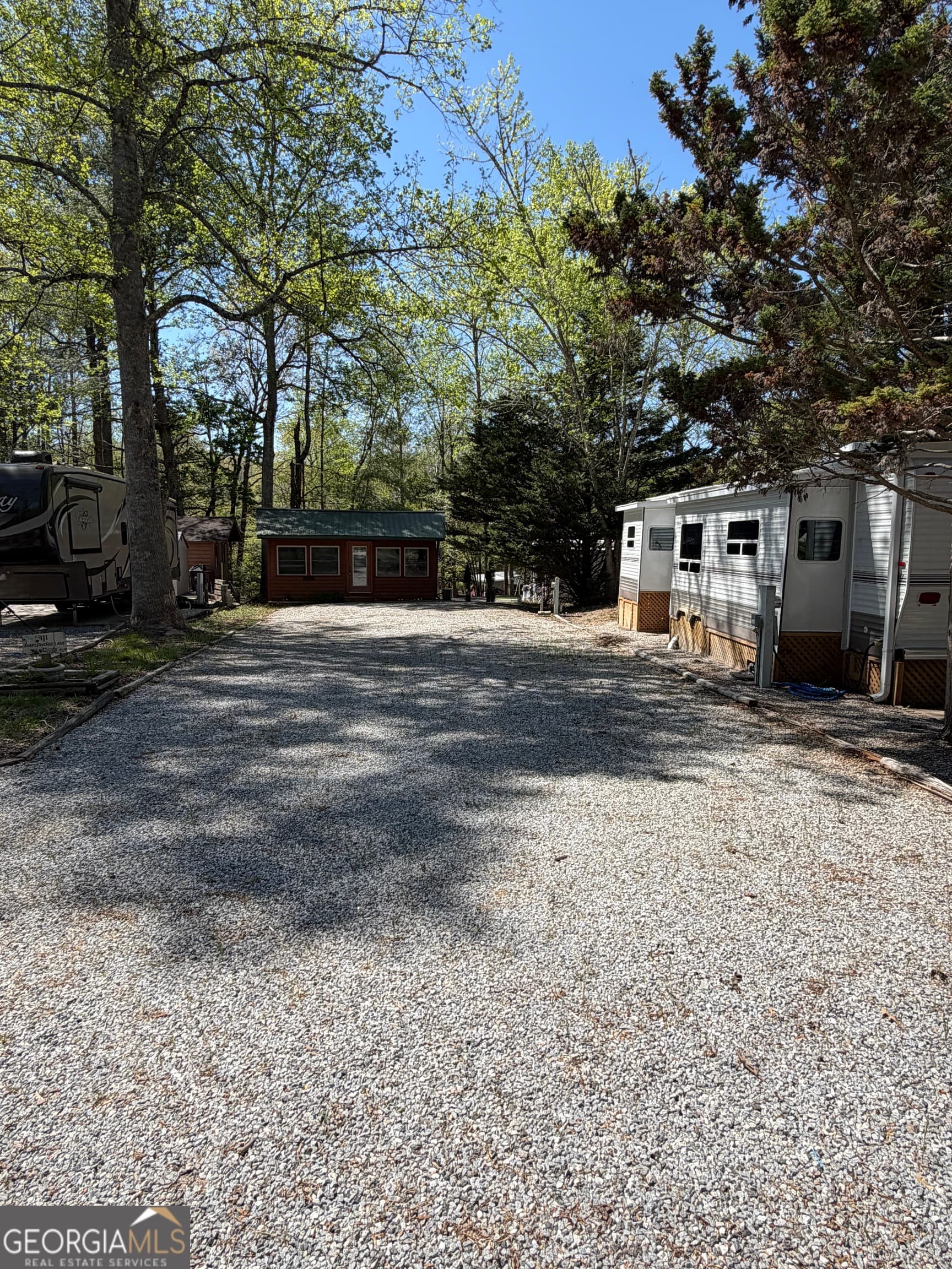 1 bedroom, 1 bathroom cabin,single family residence for sale at 111 Maple Wood Lane, Cleveland, GA 30528 — photo 5