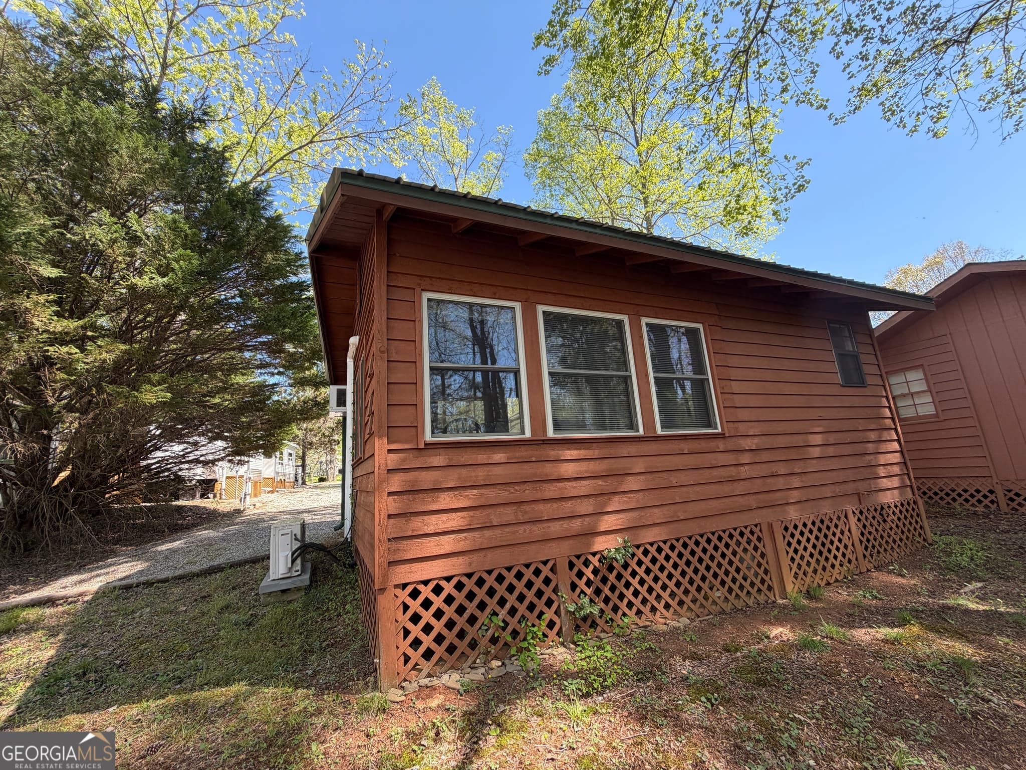 1 bedroom, 1 bathroom cabin,single family residence for sale at 111 Maple Wood Lane, Cleveland, GA 30528 — photo 8