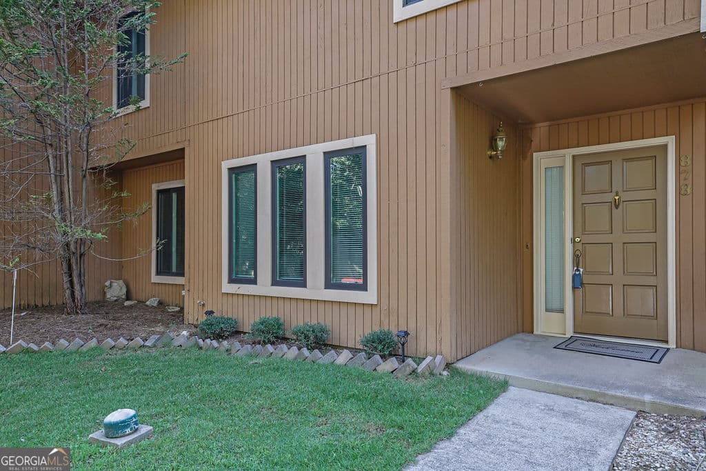 3 bedroom, 2.5 bathroom, 1,839 sq ft condominium for sale at 878 Lake Hollow Boulevard, Marietta, GA 30064 — photo 7