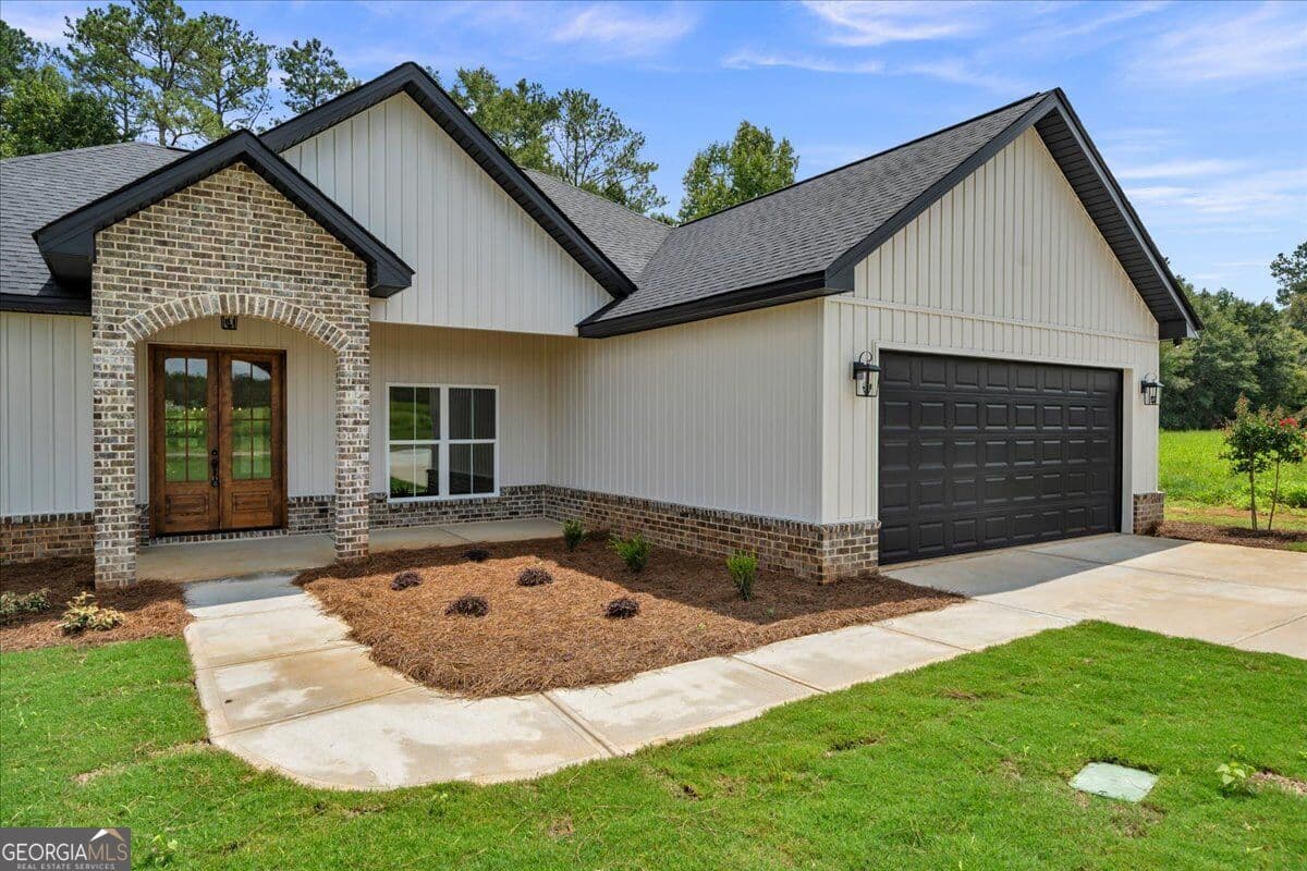4 bedroom, 2 bathroom, 1,850 sq ft single family residence for sale at 628 Ellie Circle, Dublin, GA 31021 — photo 7