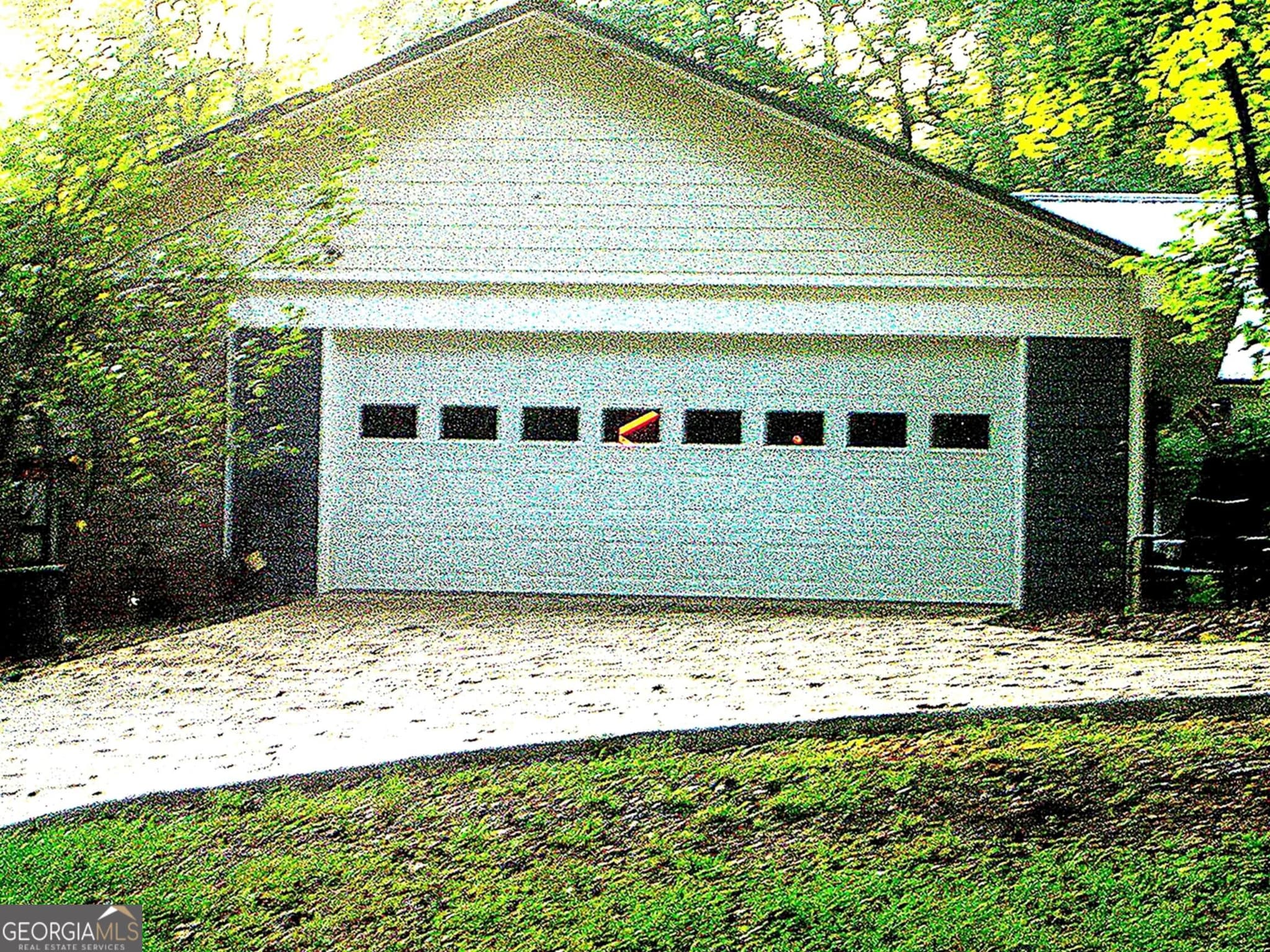 3 bedroom, 2 bathroom, 1,950 sq ft single family residence for sale at 112 Peach Circle, West Point, GA 31833 — photo 3