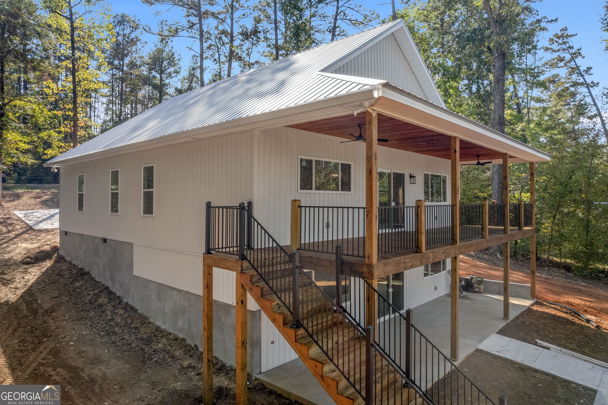 4 bedroom, 3 bathroom, 2,416 sq ft single family residence for sale at 232 Scenic Way, Sparta, GA 31087 — photo 6