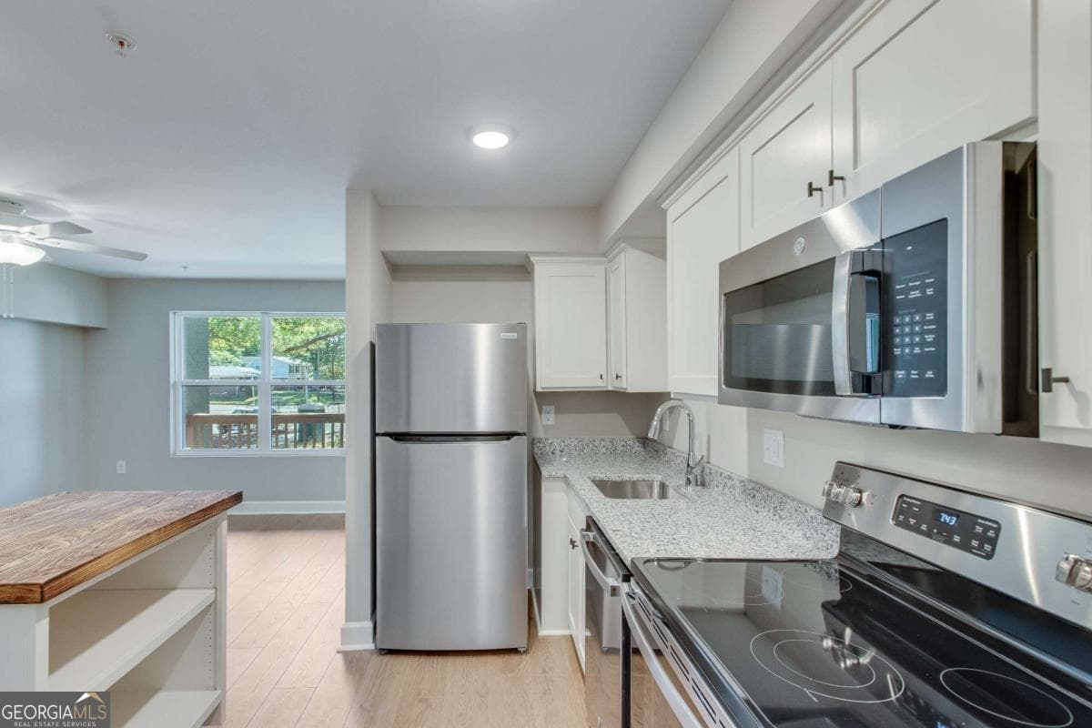 1 bedroom, 1 bathroom, 469 sq ft single family residence for rent at 710 Jesse Jewell Parkway 204 STUDIO, Gainesville, GA 30501 for $1,150 a month — photo 9
