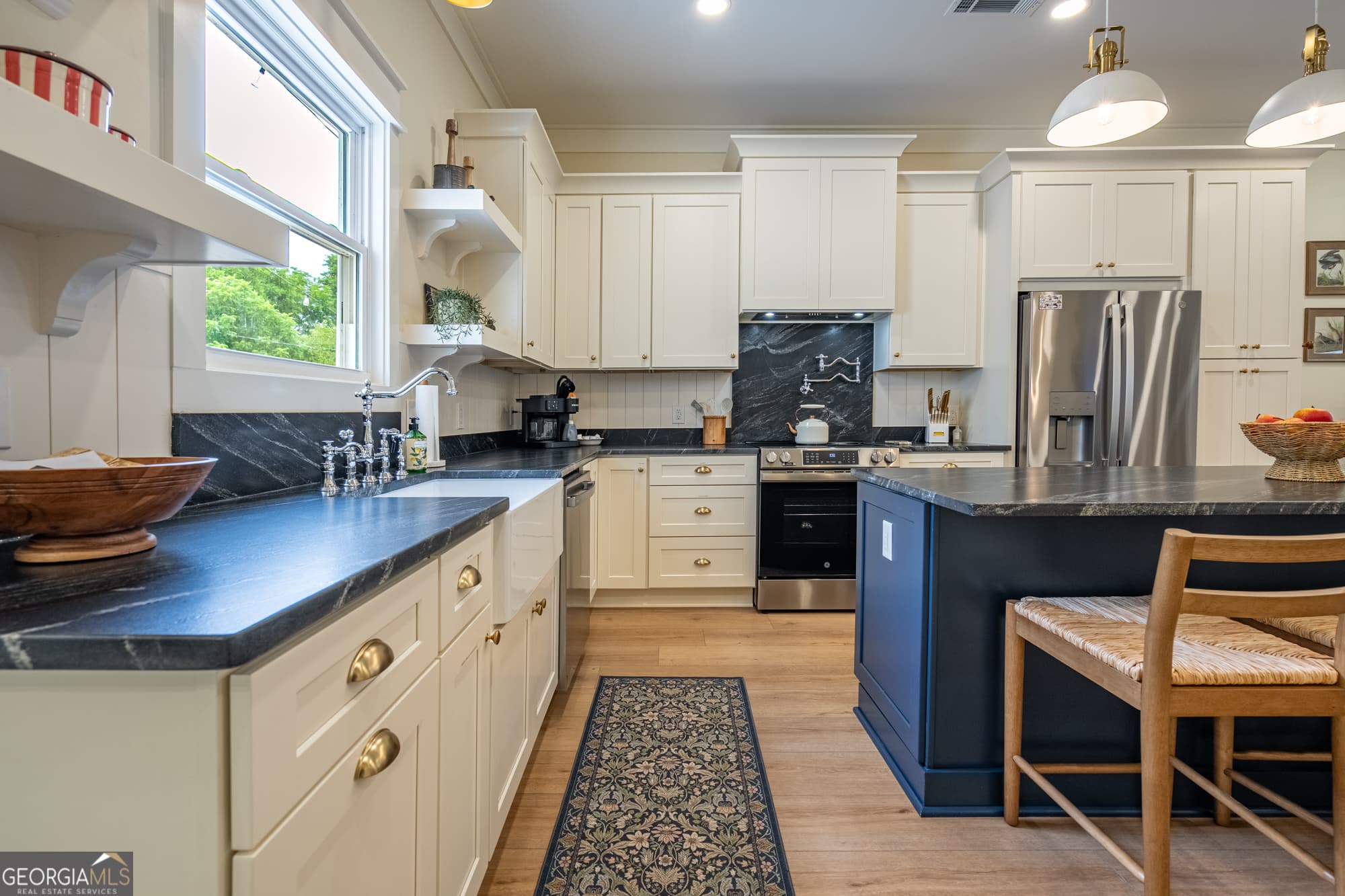 2 bedroom, 2 bathroom single family residence for rent at 3 Parmenter Street, Cartersville, GA 30120 for $3,501 a month — photo 3