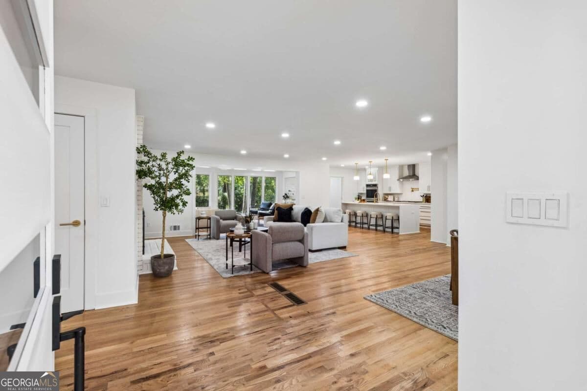 5 bedroom, 4.5 bathroom, 3,542 sq ft single family residence for sale at 1896 Fisher Trail, Atlanta, GA 30345 — photo 3