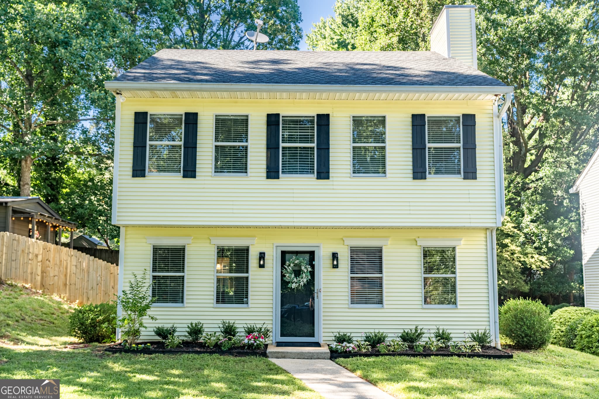2 bedroom, 2.5 bathroom, 1,404 sq ft single family residence sold at 1148 Haven Brook Place, Atlanta, GA 30319
