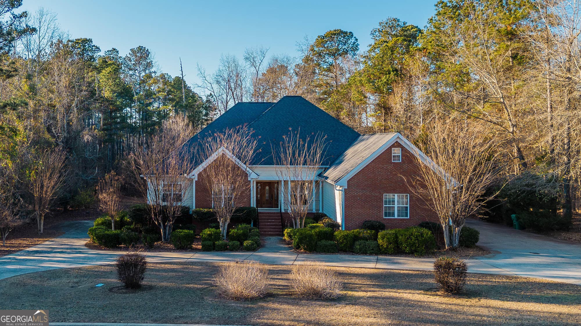 4 bedroom, 2 bathroom, 2,952 sq ft single family residence for sale at 231 Greystone Drive, Milledgeville, GA 31061 — photo 1 of 57