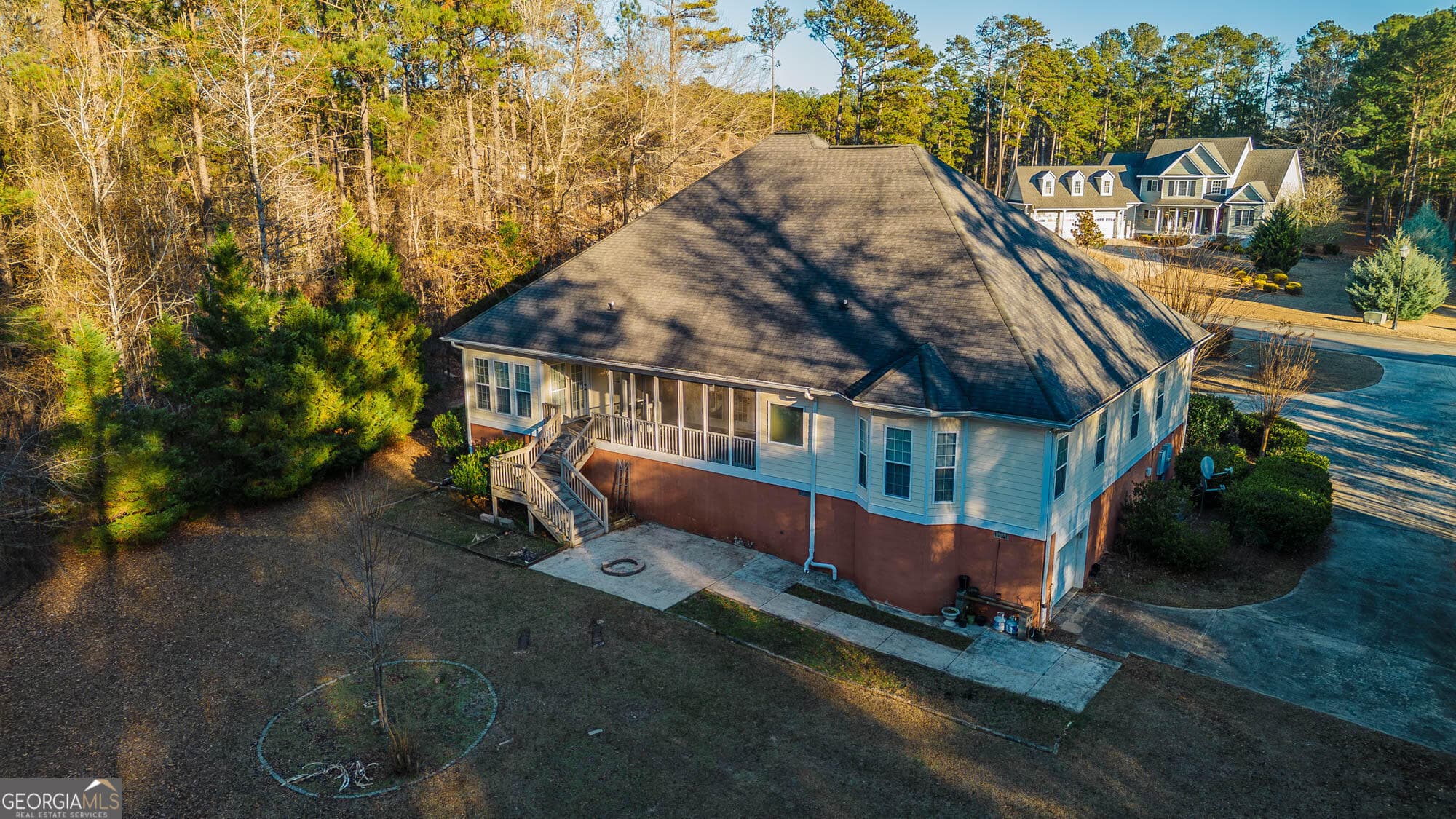 4 bedroom, 2 bathroom, 2,952 sq ft single family residence for sale at 231 Greystone Drive, Milledgeville, GA 31061 — photo 4