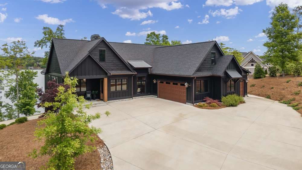 7 bedroom, 5.5 bathroom, 5,370 sq ft single family residence for sale at 796 Creek Trail, Wedowee, AL 36278 — photo 2