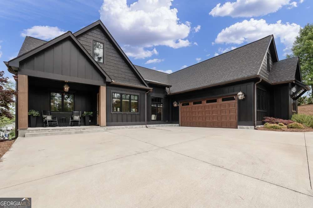 7 bedroom, 5.5 bathroom, 5,370 sq ft single family residence for sale at 796 Creek Trail, Wedowee, AL 36278 — photo 5