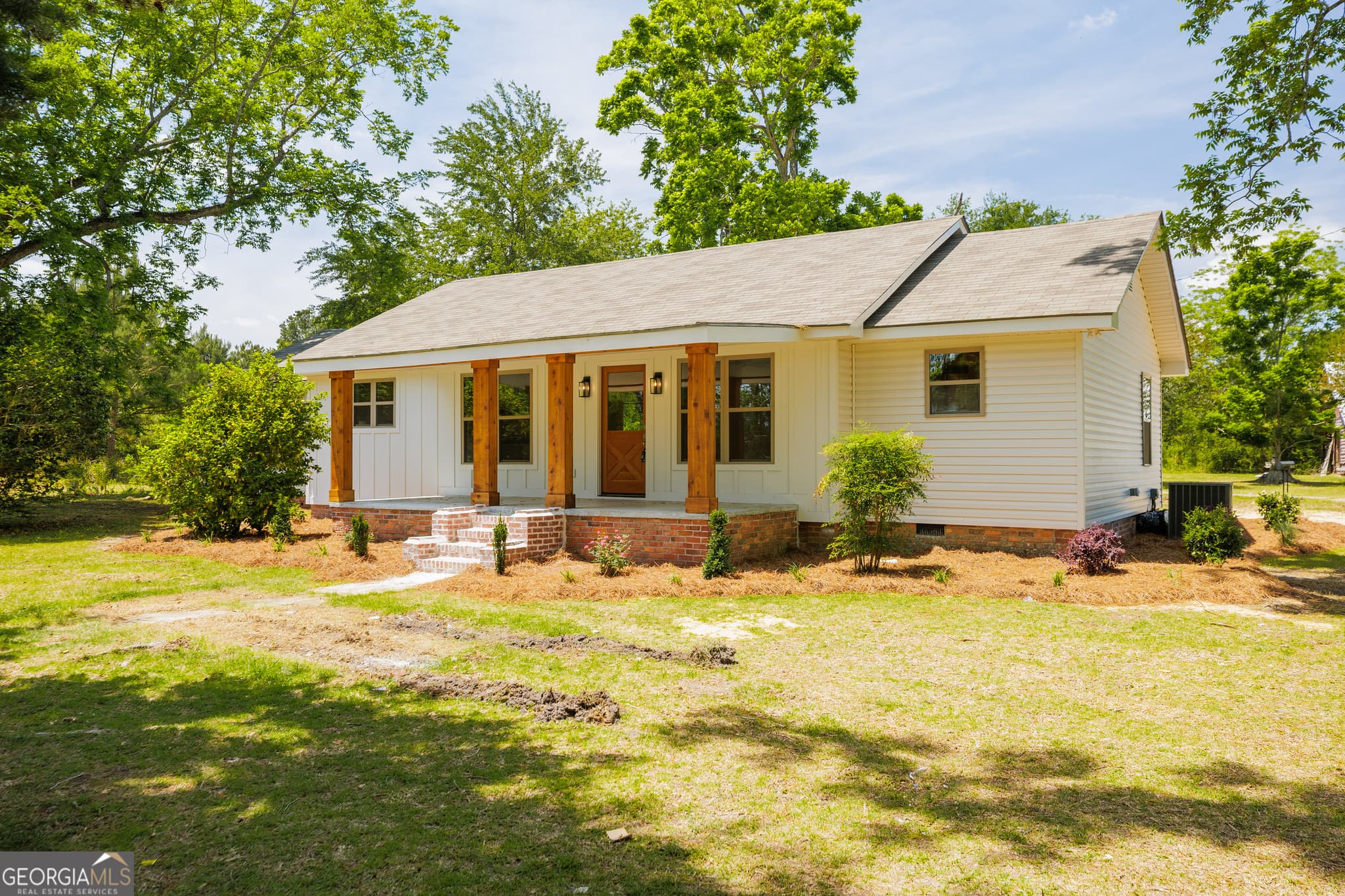 3 bedroom, 2 bathroom, 1,408 sq ft single family residence sold at 6641 Shiloh Road, Hahira, GA 31632