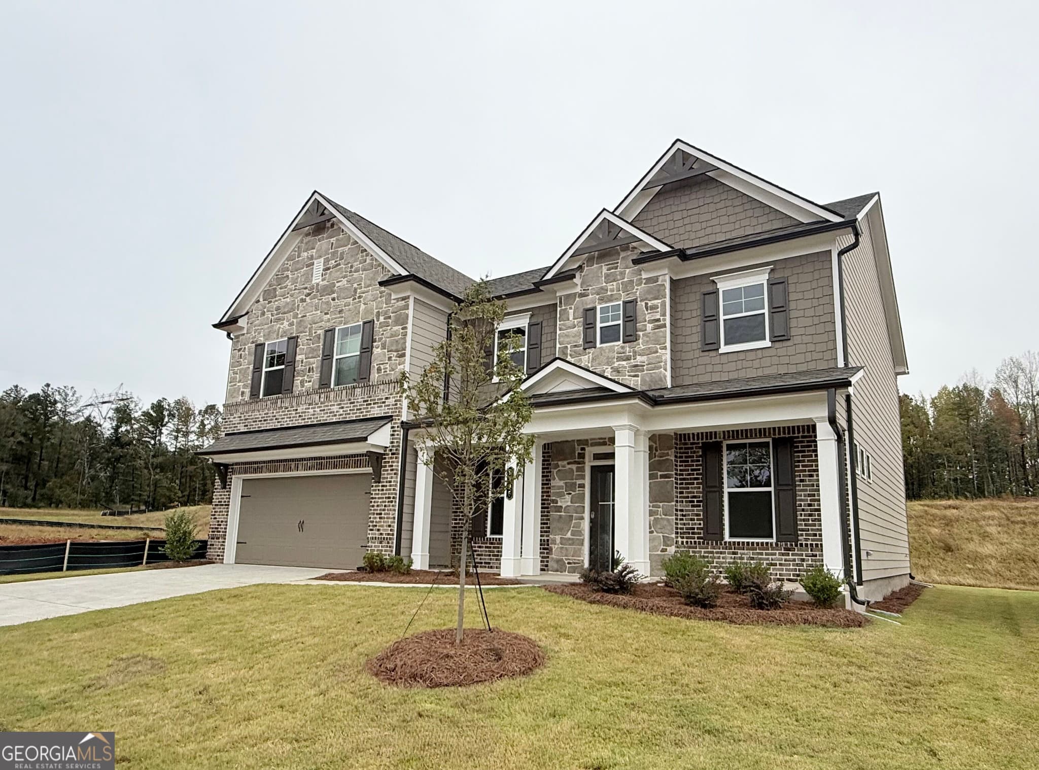 4 bedroom, 3 bathroom, 3,038 sq ft single family residence for sale at 5296 Baymont Drive, Gainesville, GA 30507 — photo 2