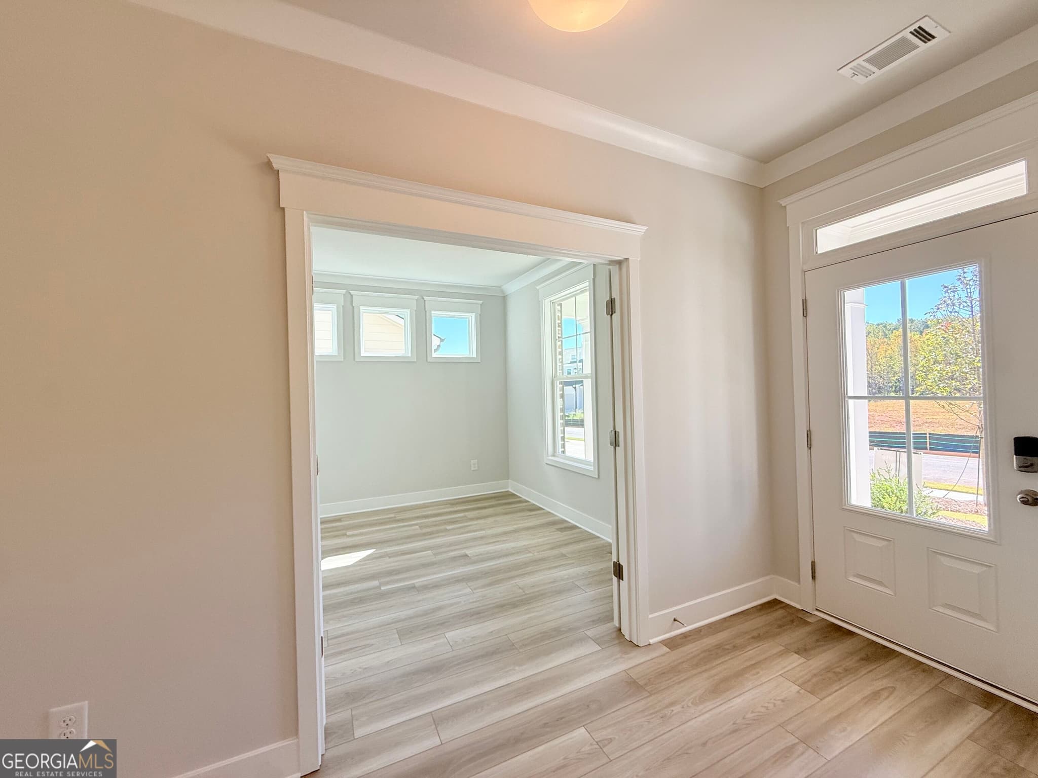 4 bedroom, 3 bathroom, 3,038 sq ft single family residence for sale at 5296 Baymont Drive, Gainesville, GA 30507 — photo 9