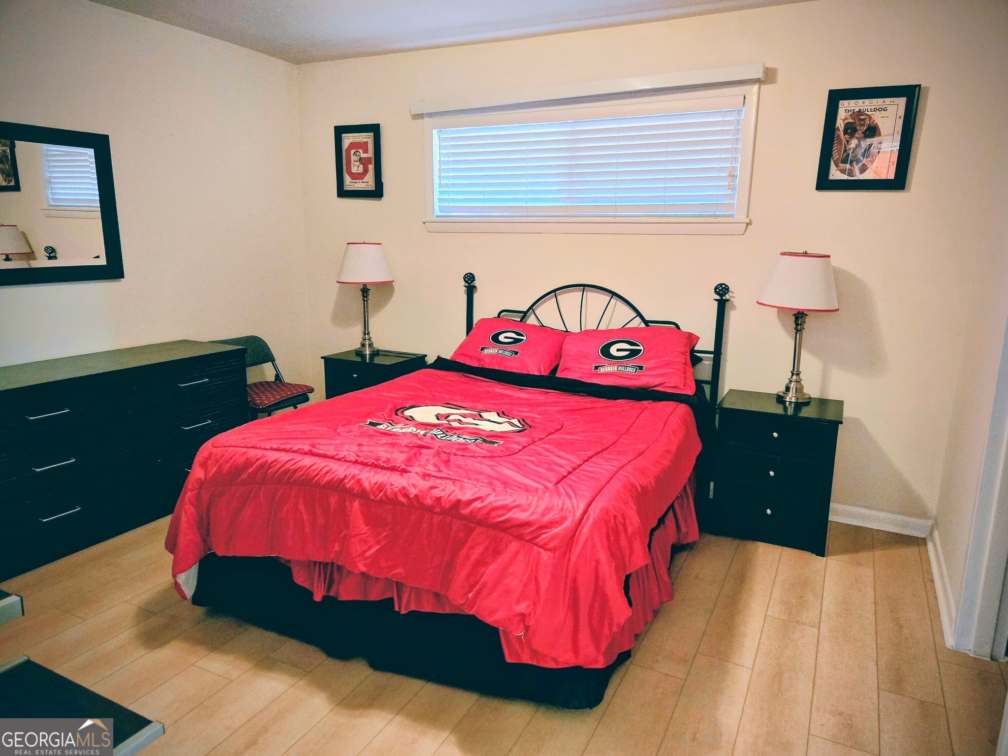 2 bedroom, 1 bathroom, 1,022 sq ft condominium for sale at 250 Little Street C210, Athens, GA 30601 — photo 2