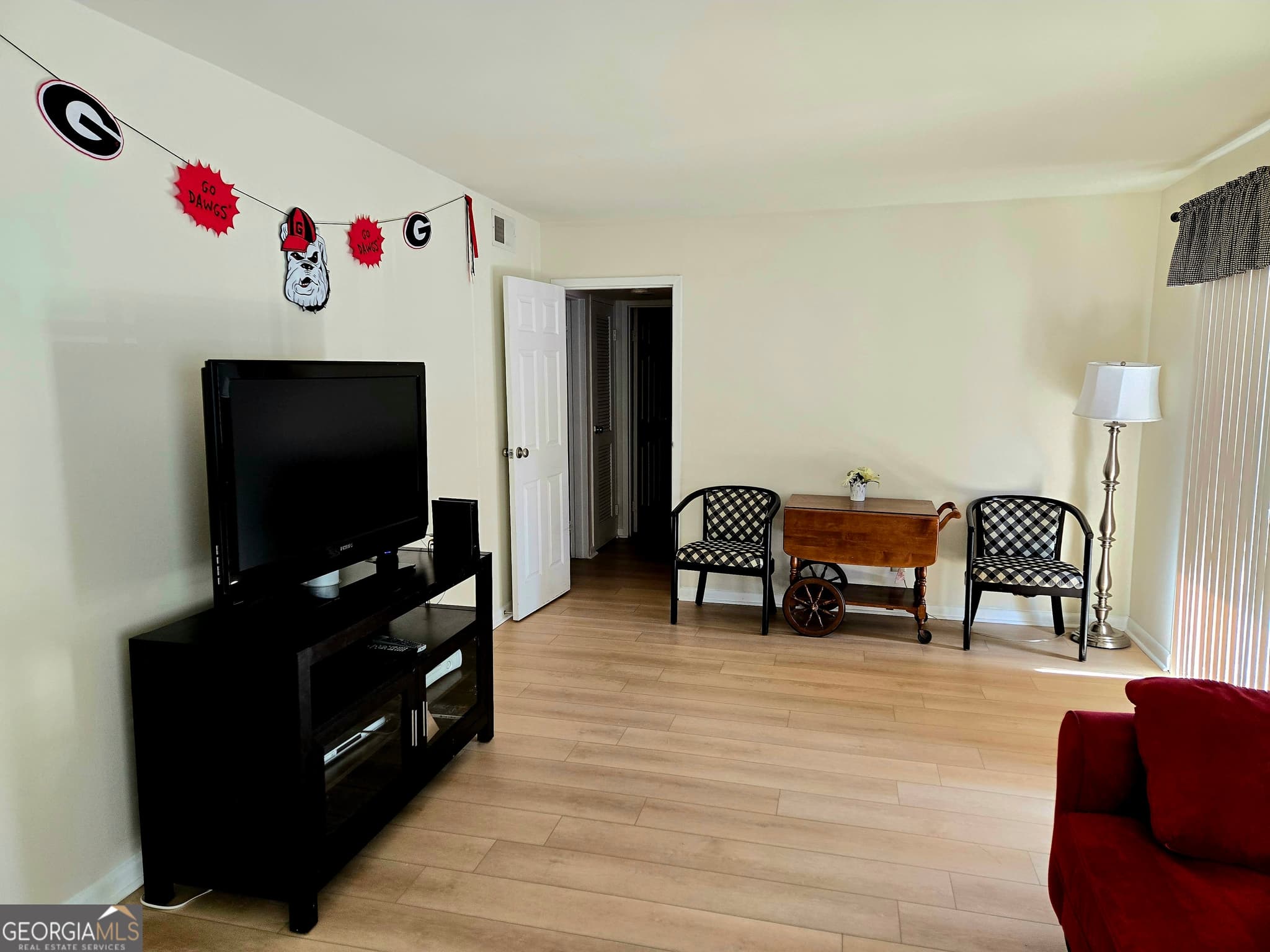 2 bedroom, 1 bathroom, 1,022 sq ft condominium for sale at 250 Little Street C210, Athens, GA 30601 — photo 6