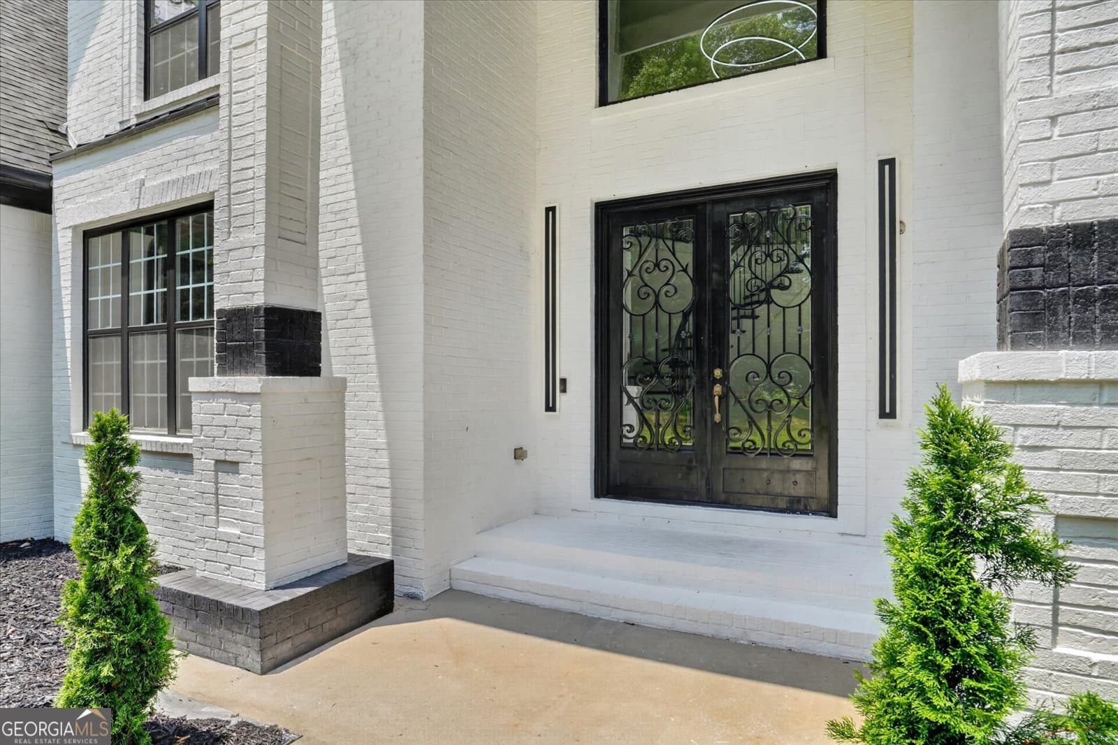 7 bedroom, 6.5 bathroom, 7,500 sq ft single family residence for sale at 3285 Stonewall Tell Road, South Fulton, GA 30349 — photo 3
