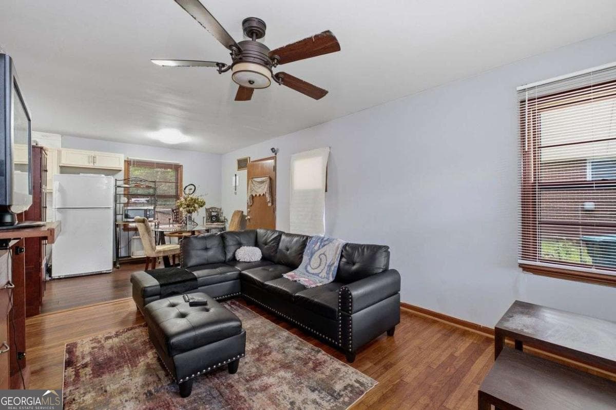 3 bedroom, 1.5 bathroom, 975 sq ft single family residence for sale at 4642 Bartlett Road, Forest Park, GA 30297 — photo 7