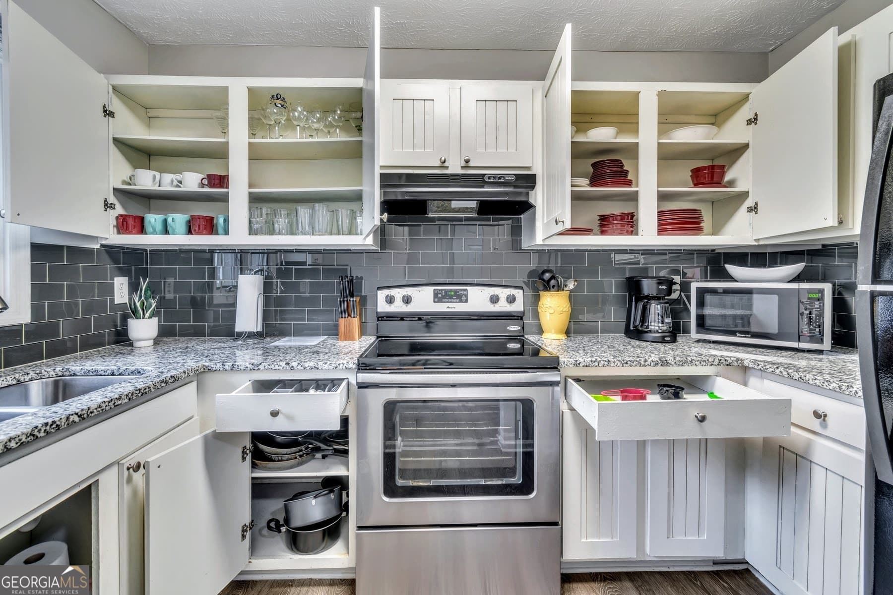 2 bedroom, 2.5 bathroom, 1,054 sq ft townhouse for rent at 1695 Wynndowne Trail, Smyrna, GA 30080 for $3,600 a month — photo 5