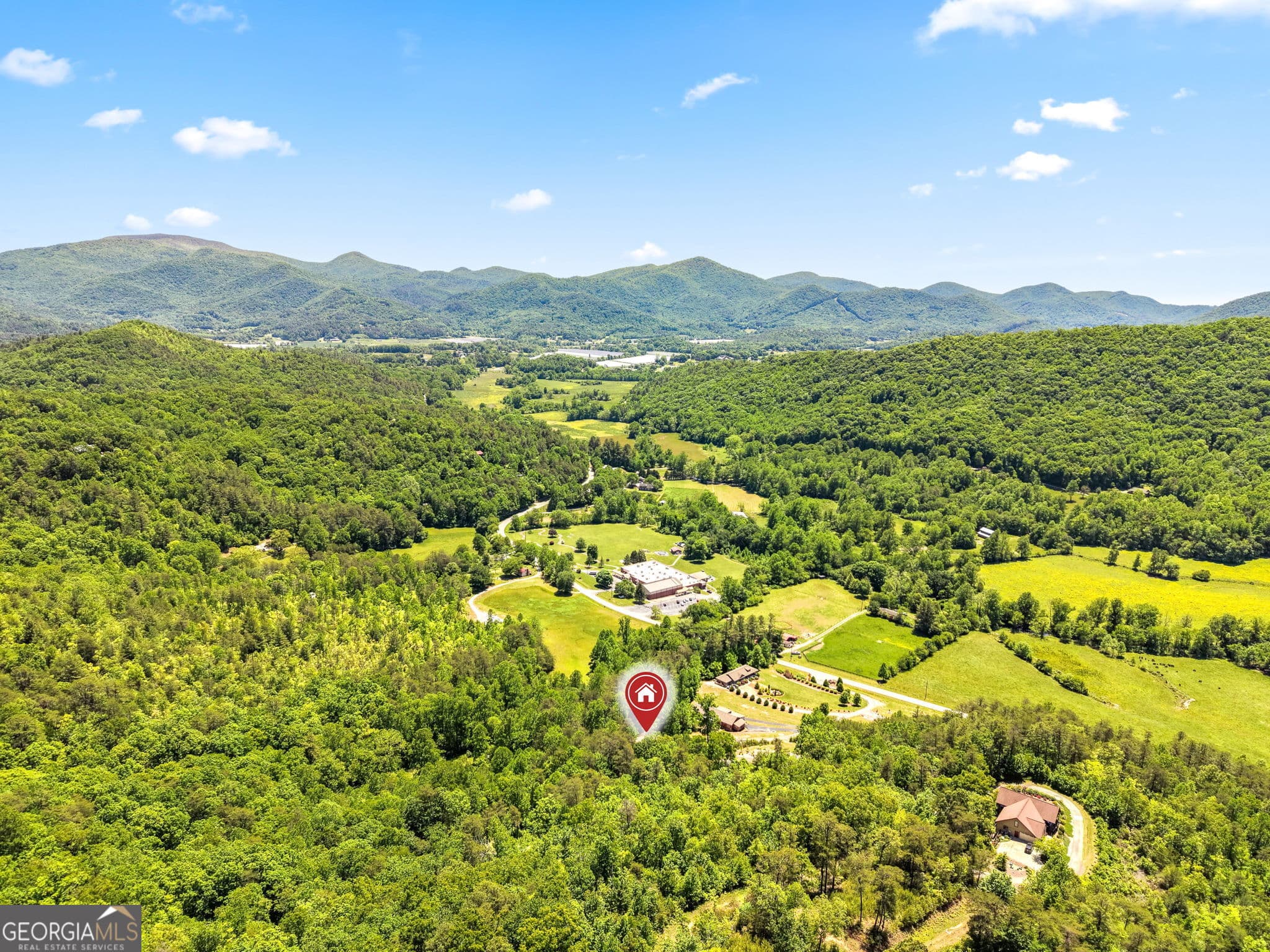 2 bedroom, 3.5 bathroom, 1,320 sq ft single family residence for sale at 108 Olds Mountain Peak, Rabun Gap, GA 30568 — photo 2