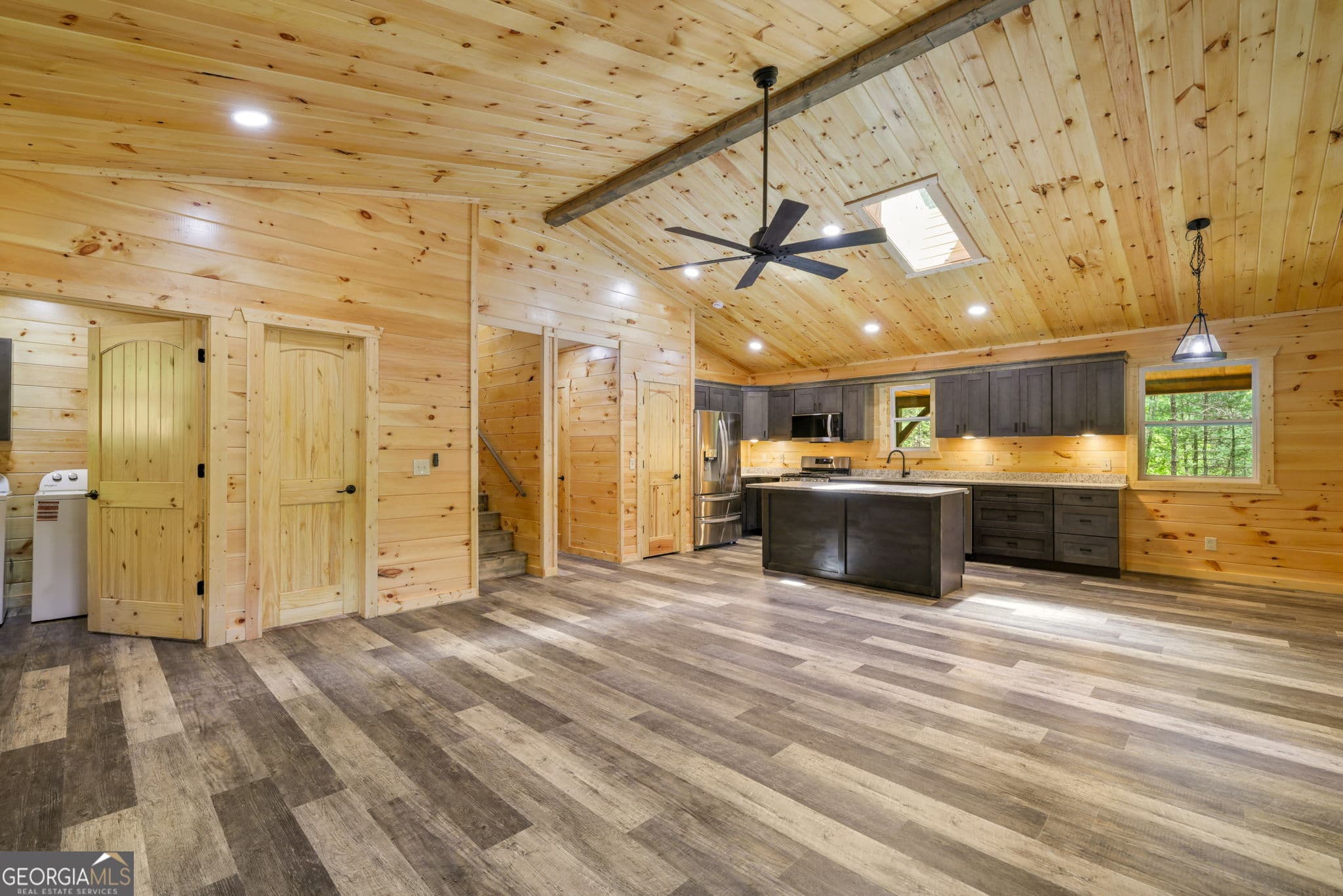 2 bedroom, 3.5 bathroom, 1,320 sq ft single family residence for sale at 108 Olds Mountain Peak, Rabun Gap, GA 30568 — photo 10