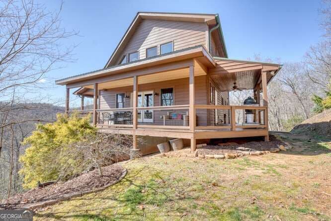 2 bedroom, 3.5 bathroom, 2,240 sq ft single family residence for sale at 230 Smokin Ridge, Hayesville, NC 28904 — photo 2