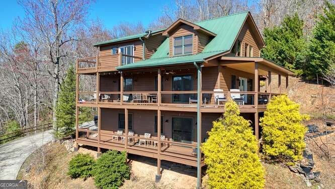 2 bedroom, 3.5 bathroom, 2,240 sq ft single family residence for sale at 230 Smokin Ridge, Hayesville, NC 28904