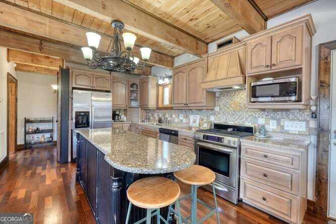 2 bedroom, 3.5 bathroom, 2,240 sq ft single family residence for sale at 230 Smokin Ridge, Hayesville, NC 28904 — photo 10