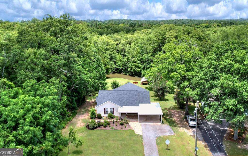 3 bedroom, 2 bathroom single family residence sold at 132 Water Front Drive 17, Cobb, GA 31735