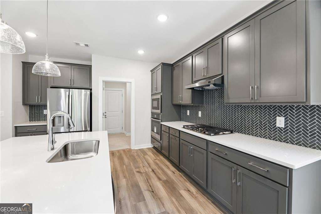 3 bedroom, 2 bathroom, 1,891 sq ft single family residence for sale at 821 Capwood Lane, Locust Grove, GA 30248 — photo 8