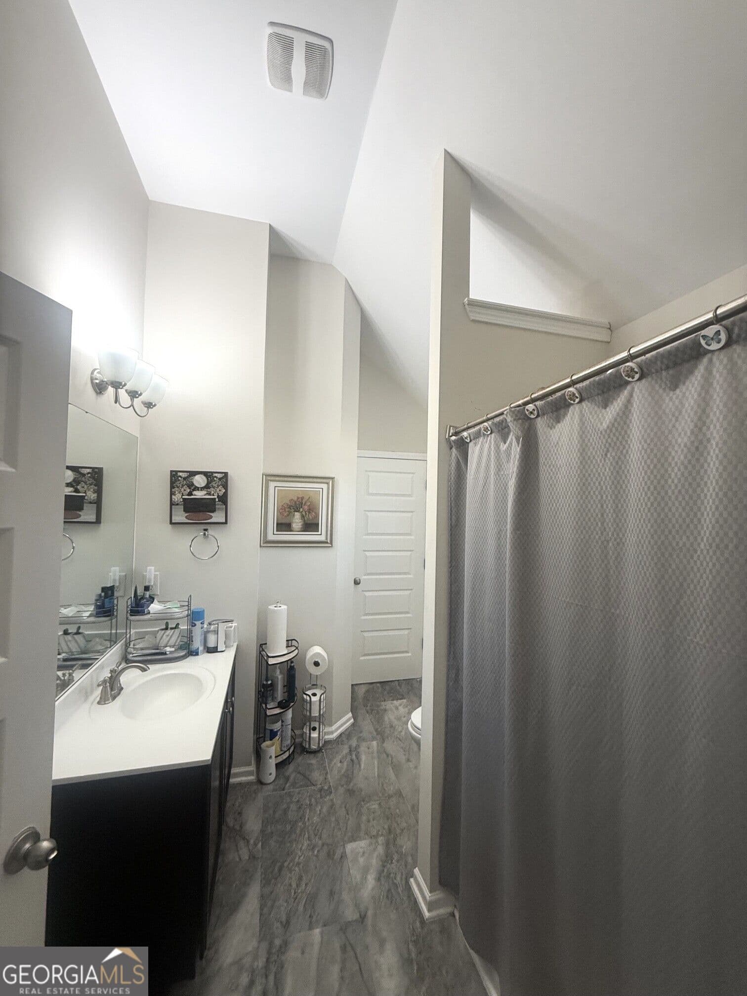 4 bedroom, 2.5 bathroom, 2,784 sq ft single family residence for rent at 1481 Bourdon Bell Drive, Conyers, GA 30013 for $1,000 a month — photo 5