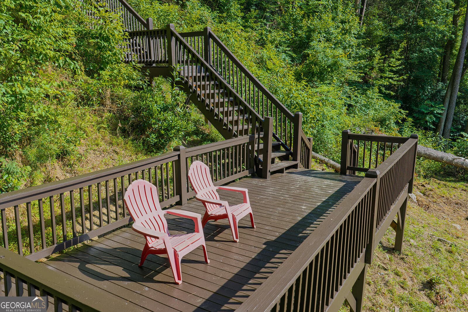 3 bedroom, 3 bathroom, 2,728 sq ft cabin,single family residence for sale at 462 Lyric Lane, Ellijay, GA 30540 — photo 3
