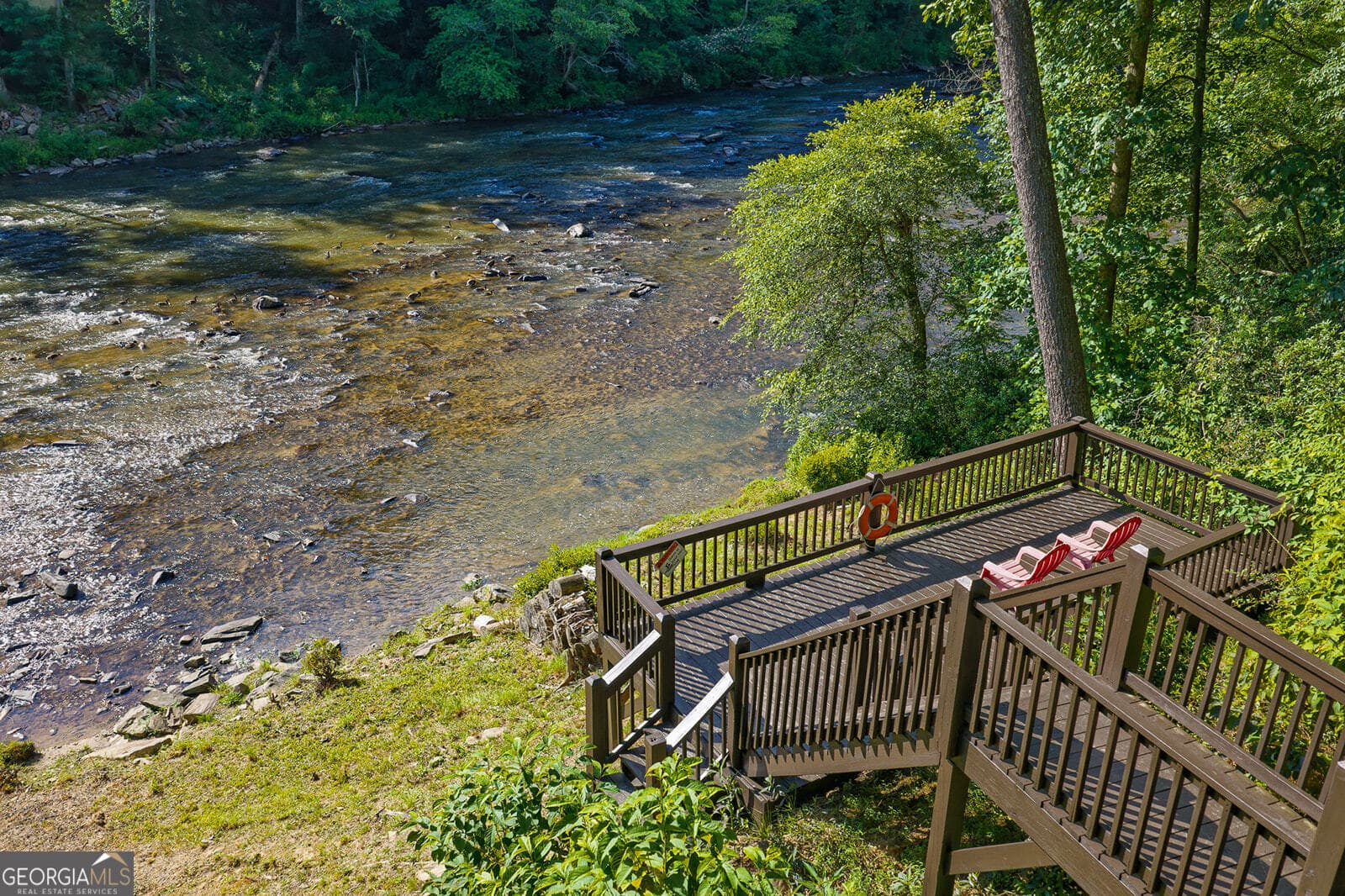 3 bedroom, 3 bathroom, 2,728 sq ft cabin,single family residence for sale at 462 Lyric Lane, Ellijay, GA 30540 — photo 8