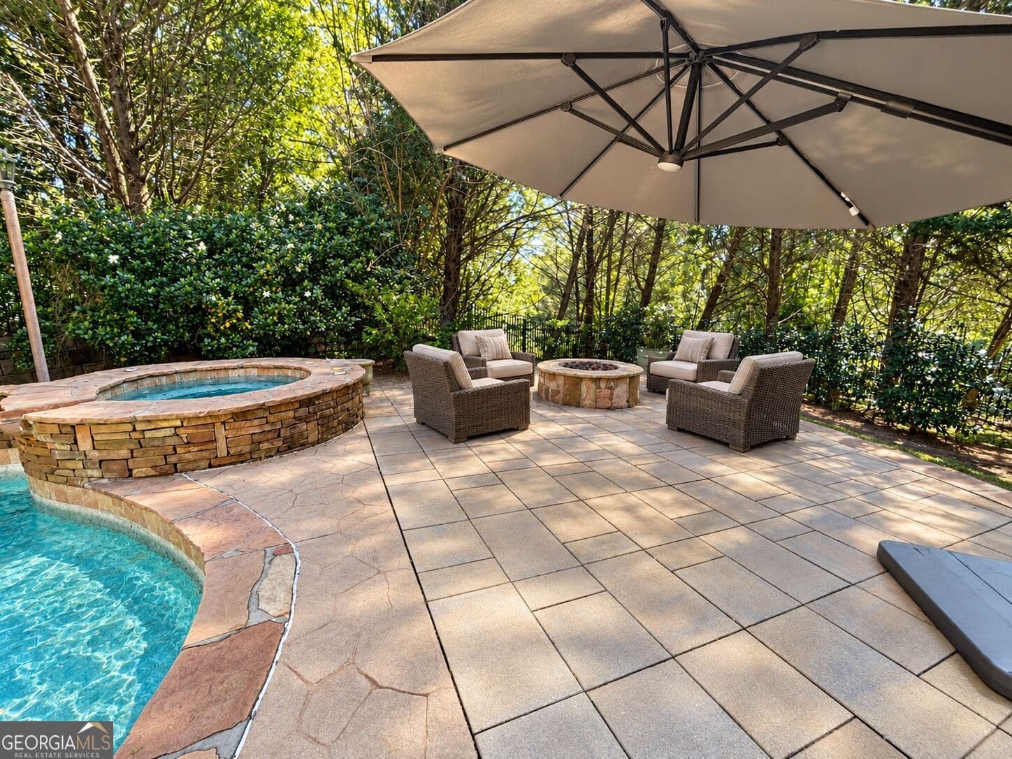 6 bedroom, 5.5 bathroom, 5,329 sq ft single family residence for rent at 125 Stone Pond Lane, Johns Creek, GA 30022 for $6,300 a month — photo 10