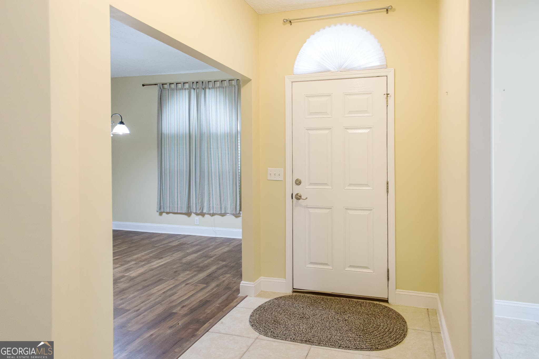 3 bedroom, 2 bathroom, 1,843 sq ft single family residence under contract at 2869 Ben Street, Waycross, GA 31503 — photo 5