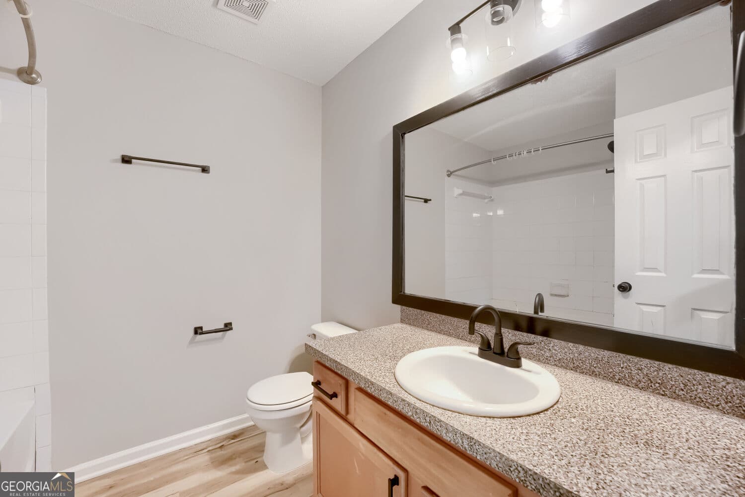3 bedroom, 2.5 bathroom, 1,500 sq ft townhouse for sale at 2266 Nicole Drive, Hampton, GA 30228 — photo 7