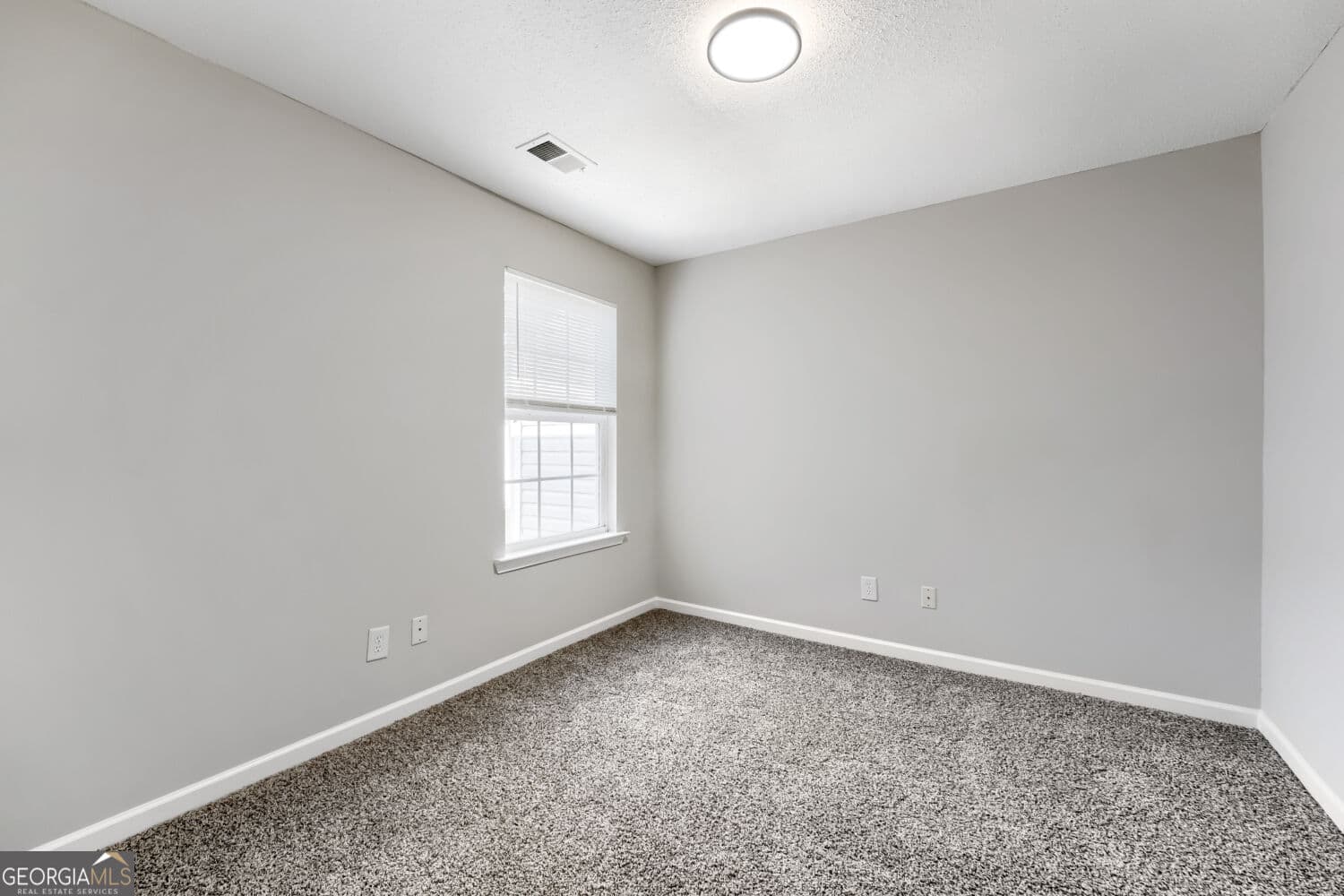 3 bedroom, 2.5 bathroom, 1,500 sq ft townhouse for sale at 2266 Nicole Drive, Hampton, GA 30228 — photo 9