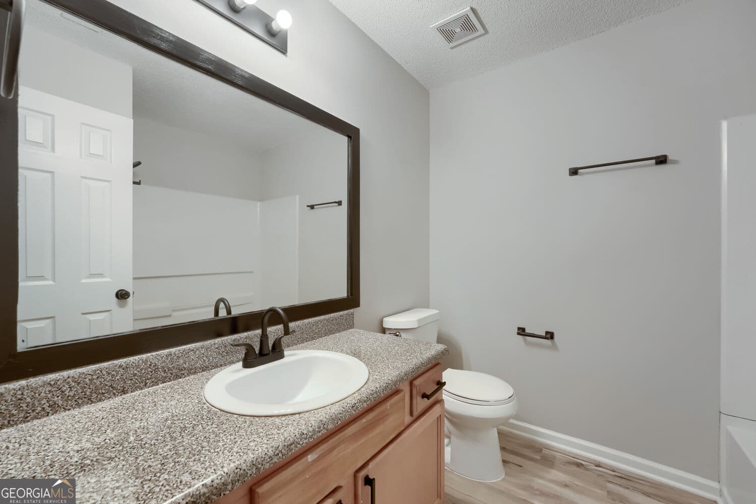 3 bedroom, 2.5 bathroom, 1,500 sq ft townhouse for sale at 2266 Nicole Drive, Hampton, GA 30228 — photo 10
