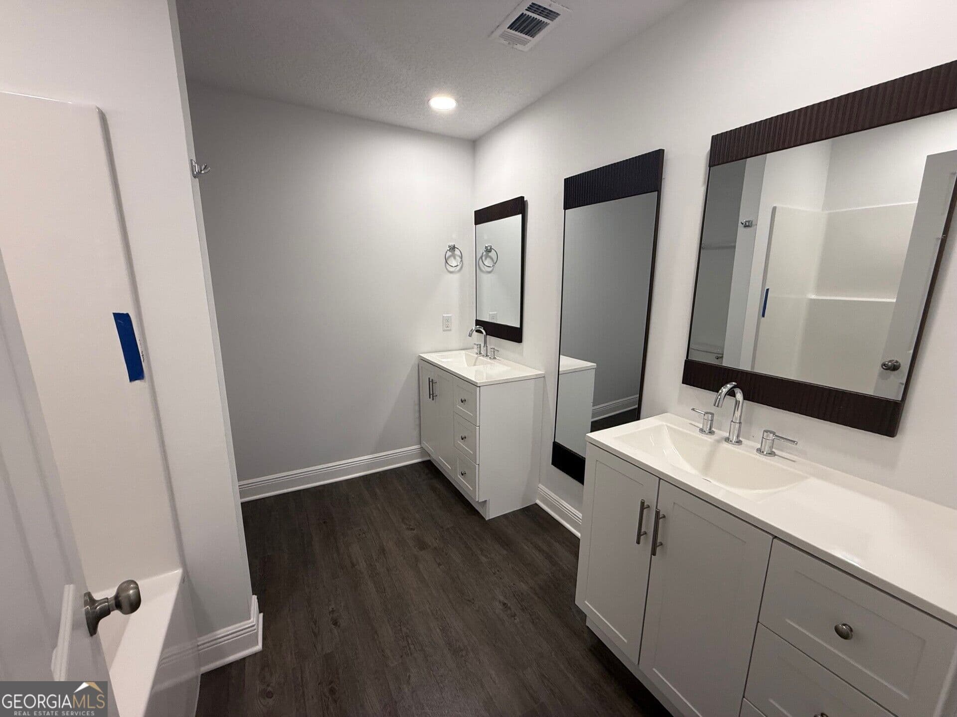 3 bedroom, 2 bathroom, 1,536 sq ft single family residence for sale at 1141 Black Hawk Drive, Waynesville, GA 31566 — photo 9