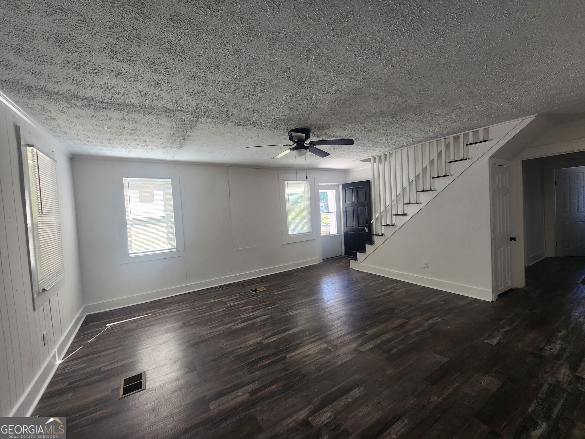 4 bedroom, 2 bathroom, 1,700 sq ft single family residence for rent at 5503 Buena Vista Road, Columbus, GA 31907 for $1,500 a month — photo 8